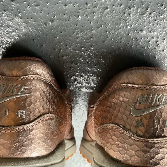 Nike Air Max 1 Bronze Snakeskin Patterned Sneakers- Women, Sz 10 - Picture 2 of 8